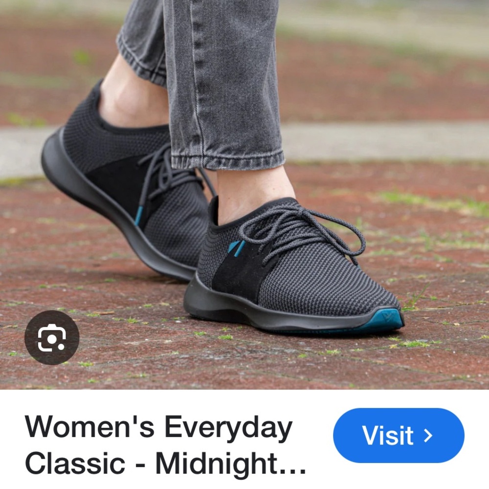 Vessi!! Brand new women’s waterproof Vessi size 9
